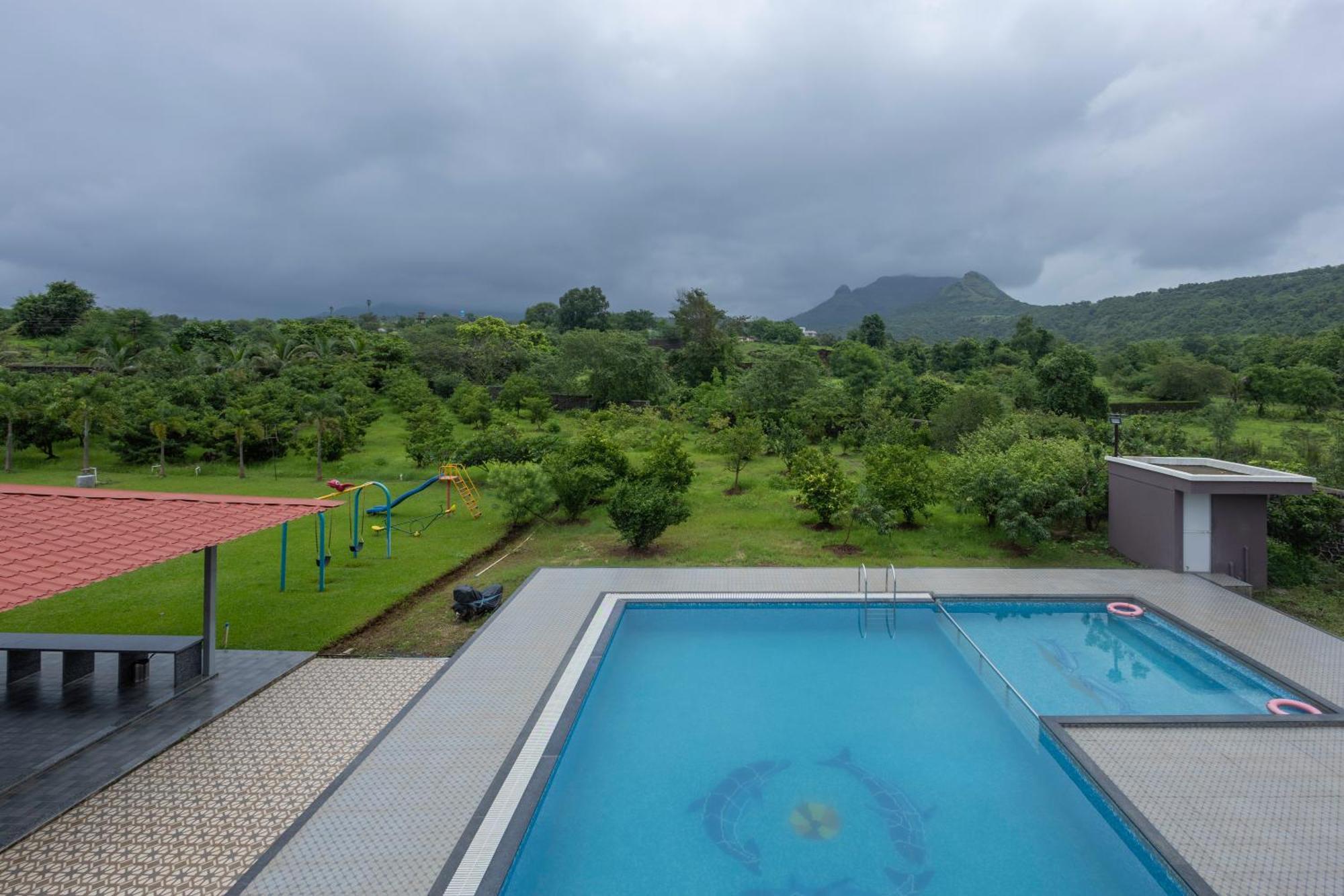 Stayscape Shreeji Farms 4Bhk 卡尔贾特 外观 照片