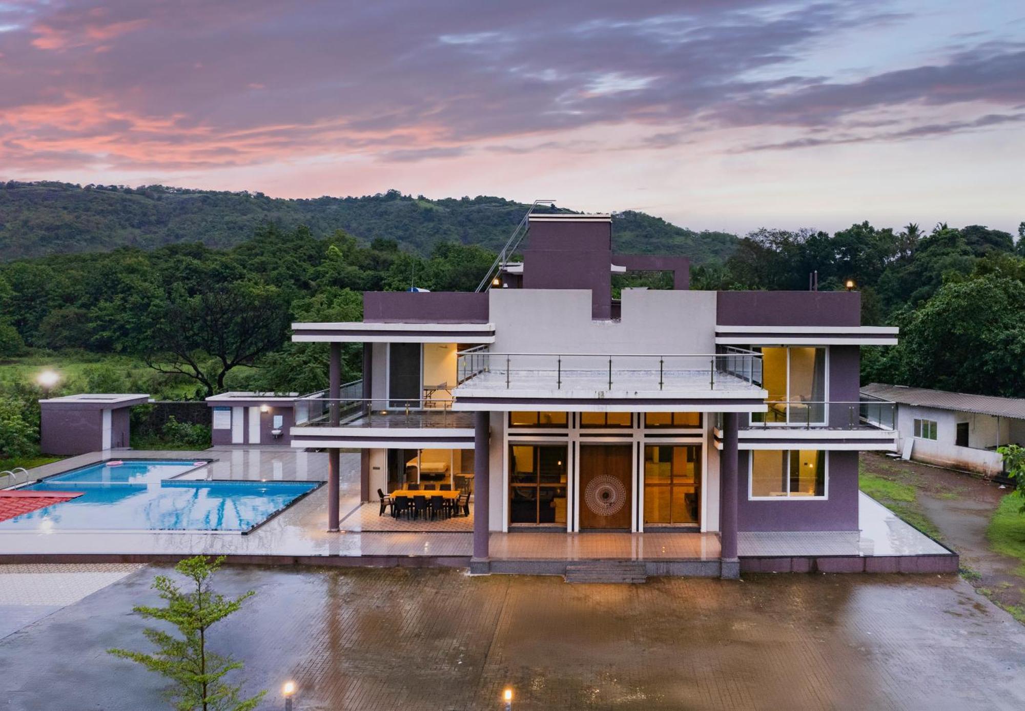 Stayscape Shreeji Farms 4Bhk 卡尔贾特 外观 照片