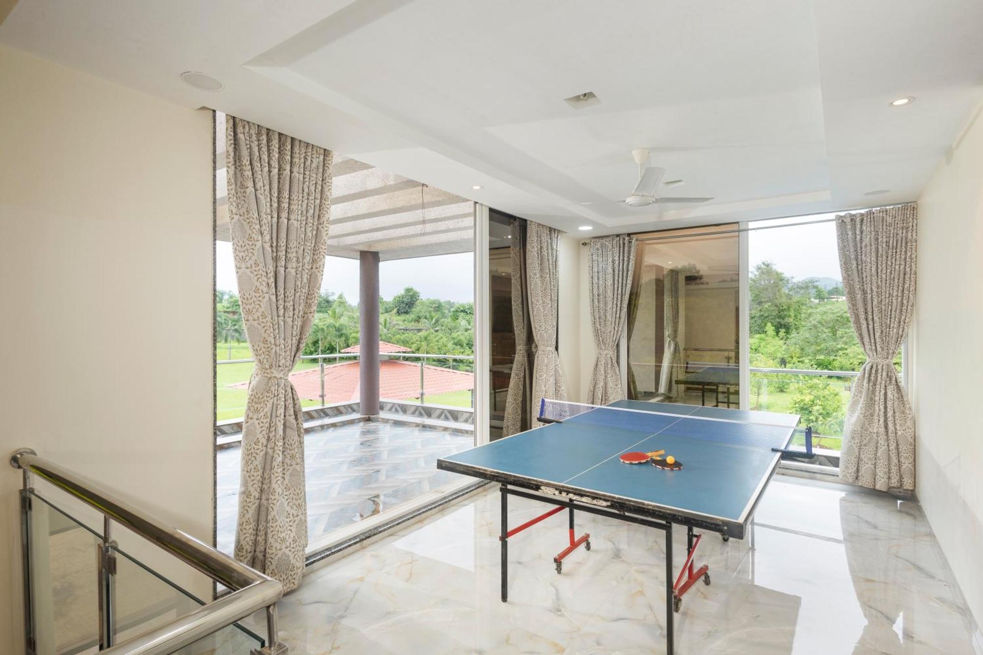 Stayscape Shreeji Farms 4Bhk 卡尔贾特 外观 照片