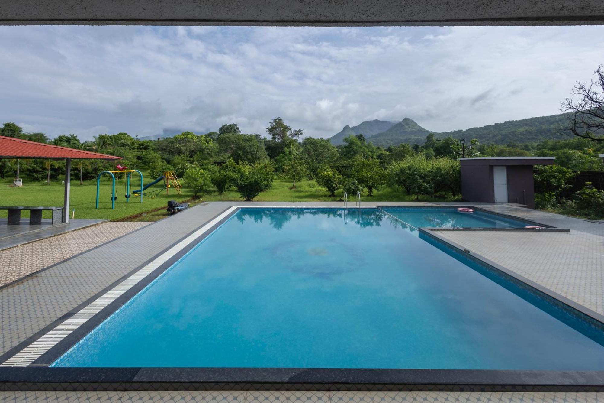 Stayscape Shreeji Farms 4Bhk 卡尔贾特 外观 照片