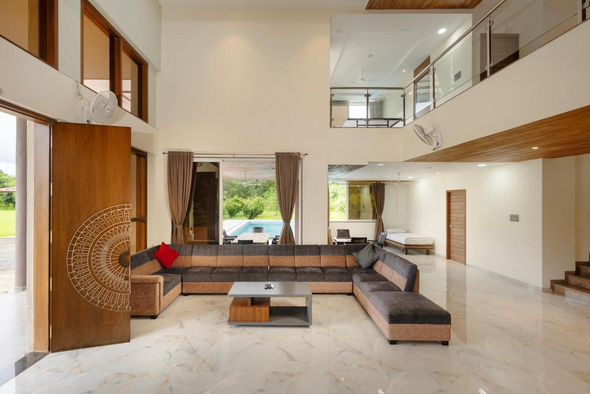 Stayscape Shreeji Farms 4Bhk 卡尔贾特 外观 照片