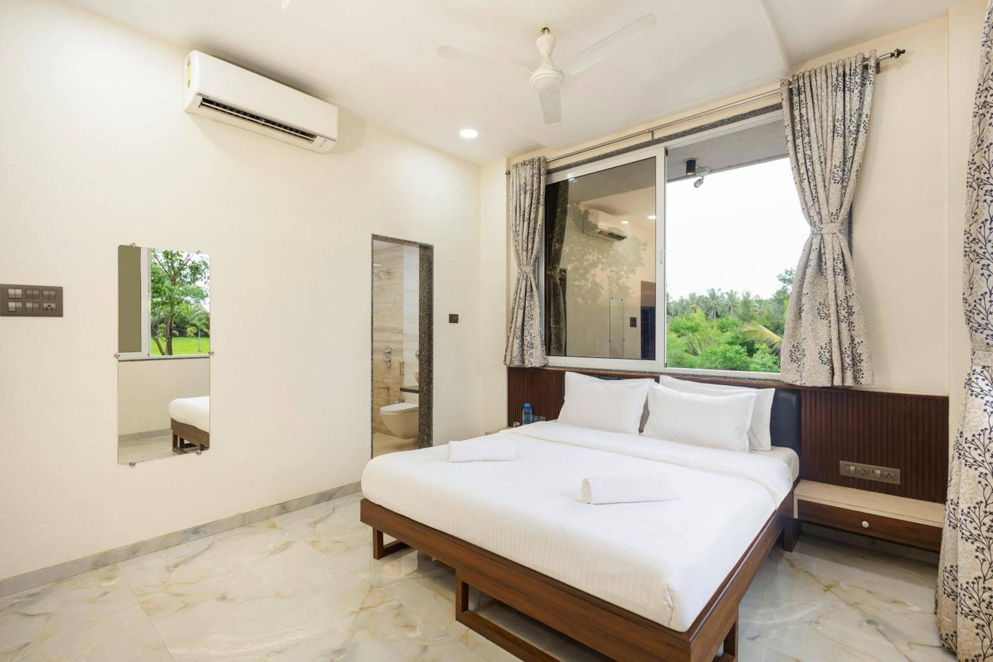 Stayscape Shreeji Farms 4Bhk 卡尔贾特 外观 照片